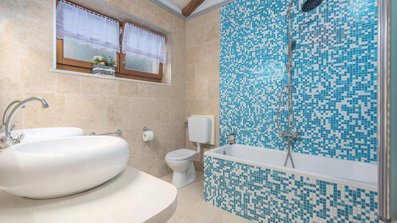 Photo of Bathroom in Heki