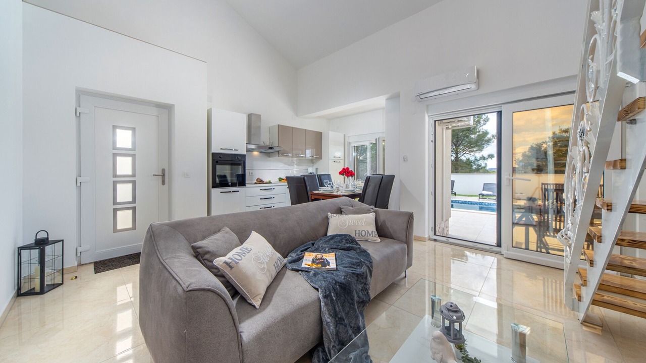 Photo of Livingroom in Bilice