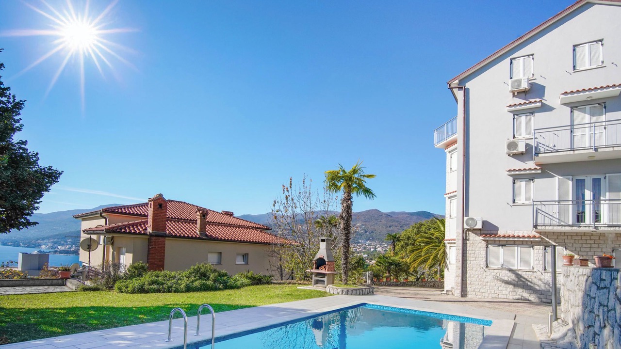 Photo of Outdoor in Sarsoni