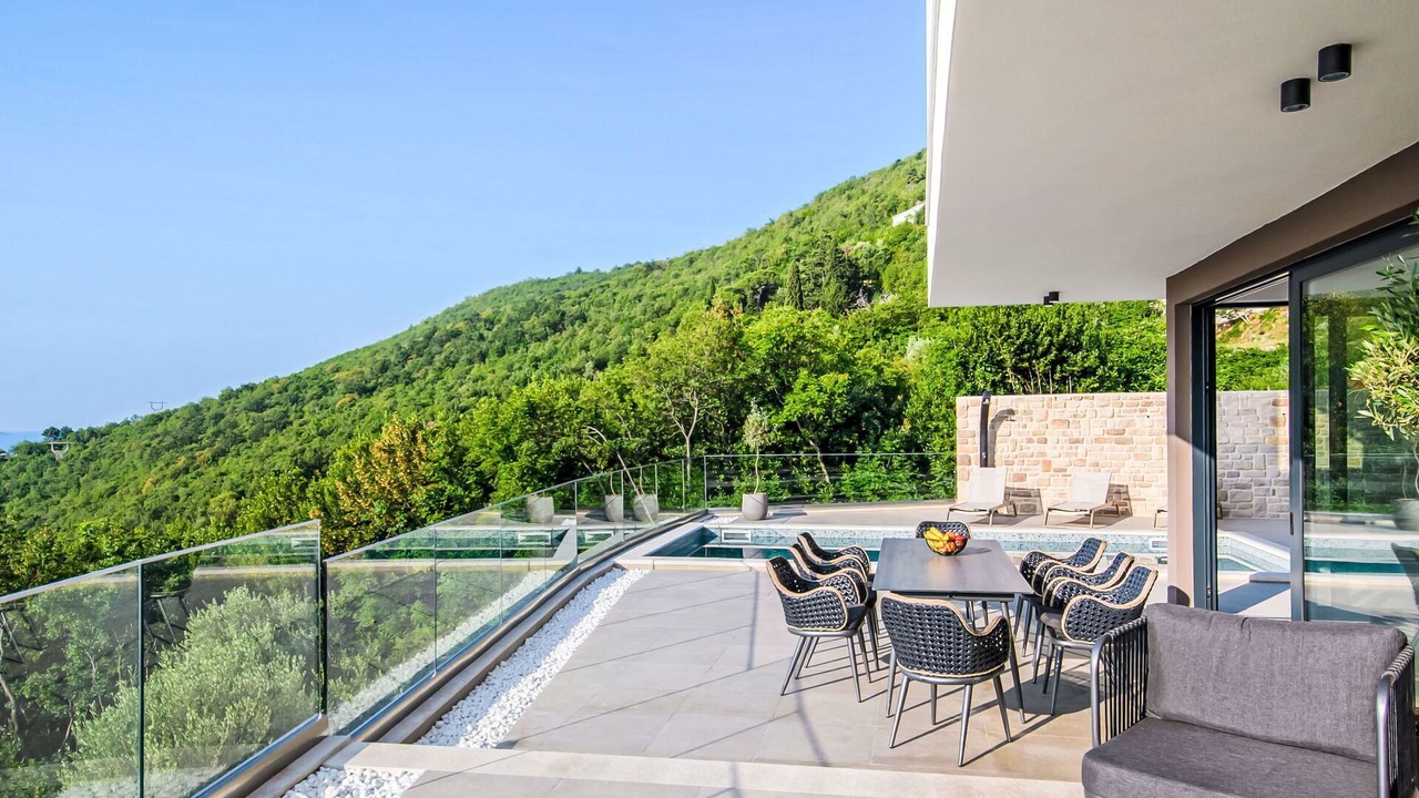 Photo of Patio Balcony in Medveja