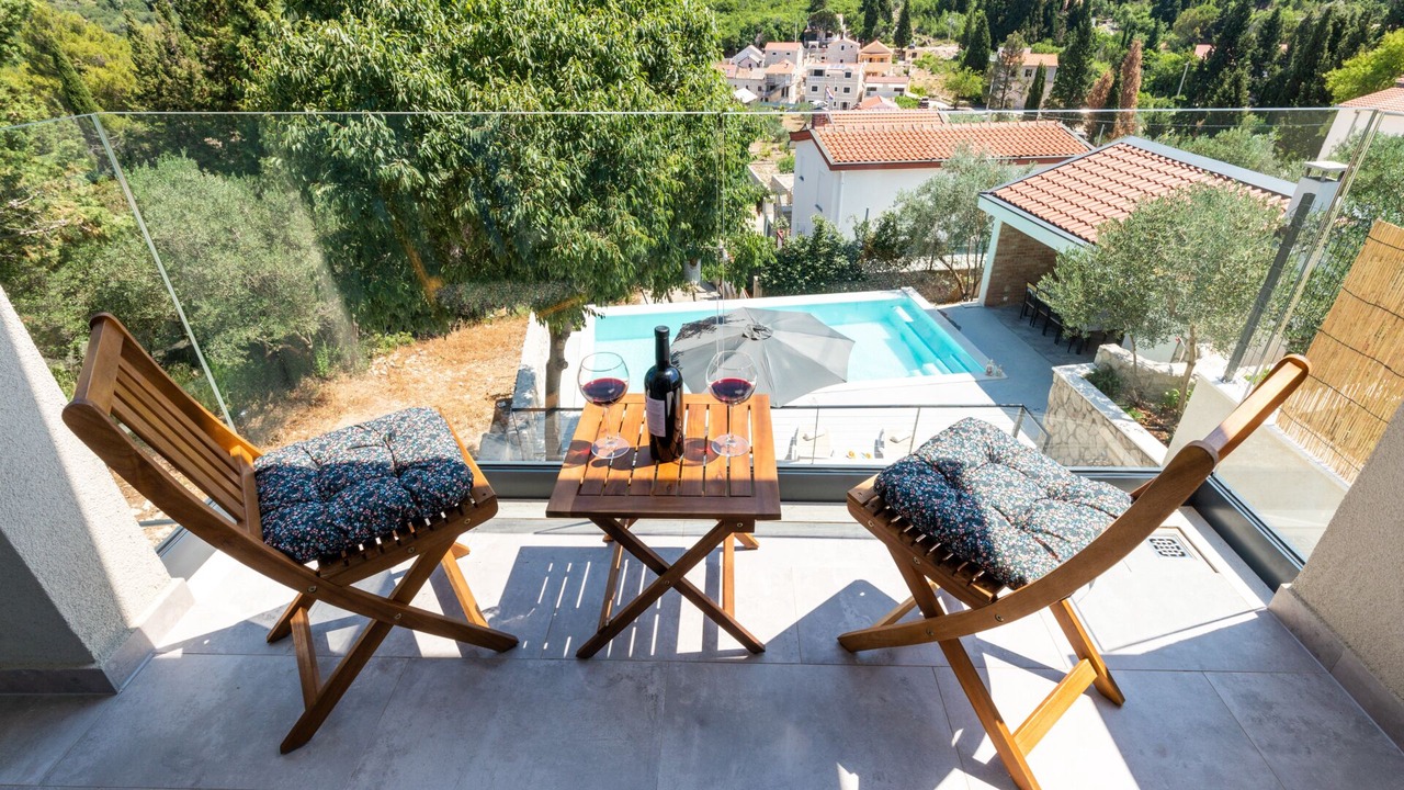 Photo of Outdoor in Kremena