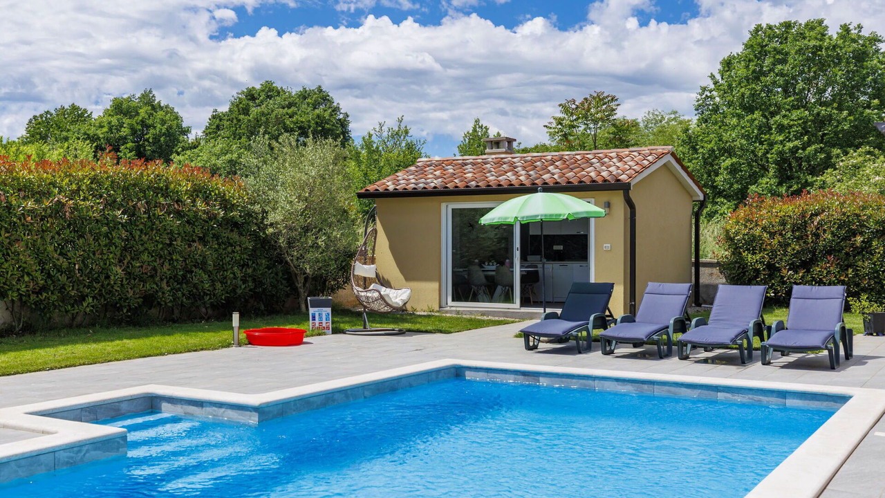 Photo of Outdoor in Marceljani