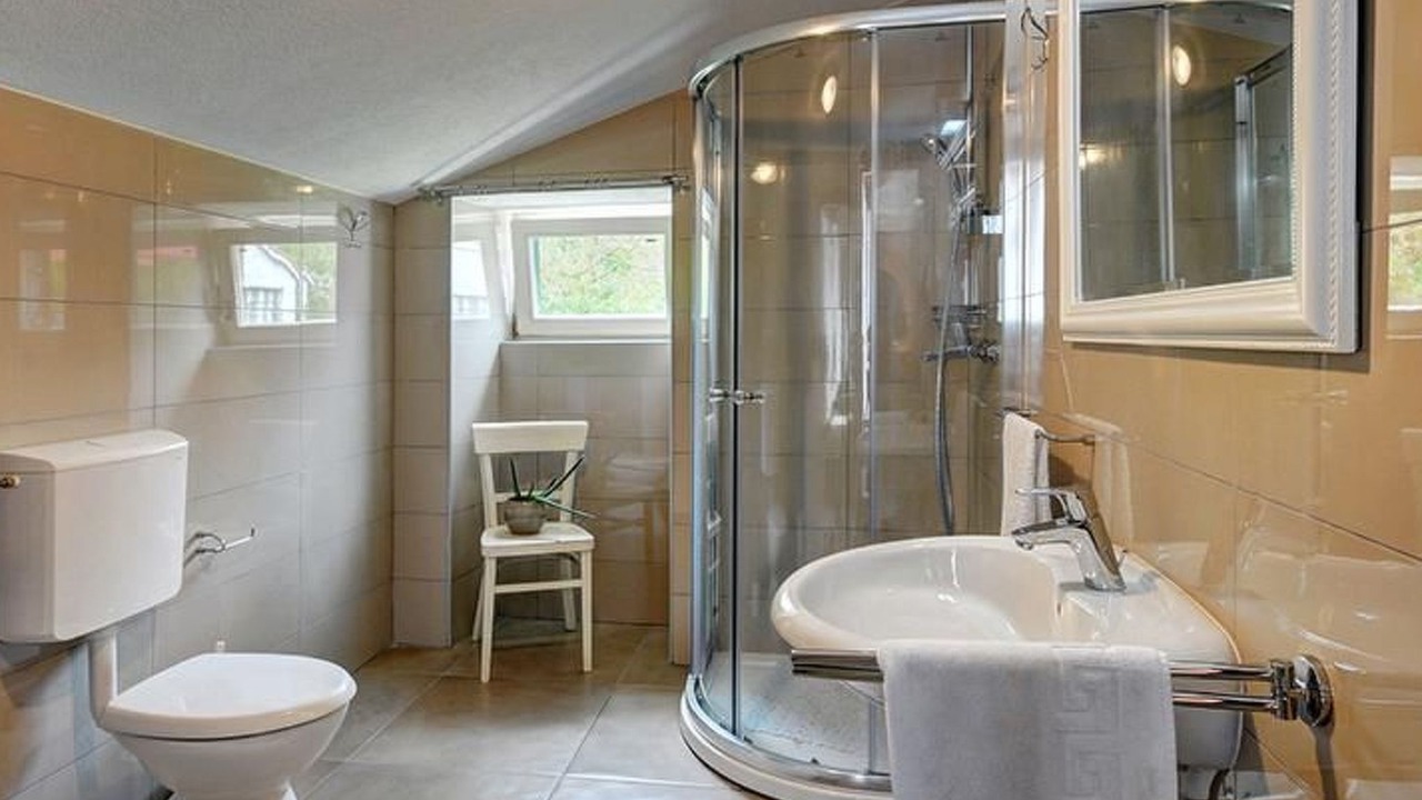 Photo of Bathroom in Gracisce