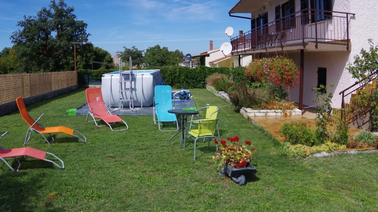 Photo of Patio Balcony in Sajini
