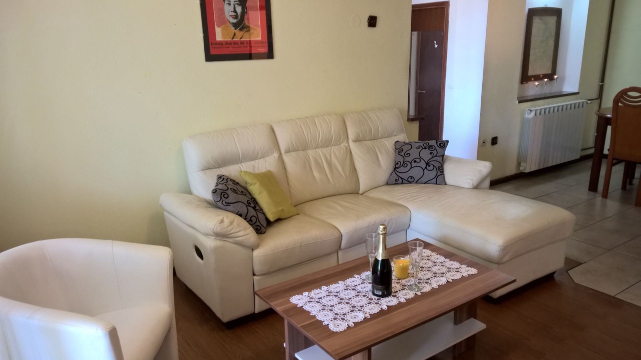 Photo of Livingroom in Gabonjin