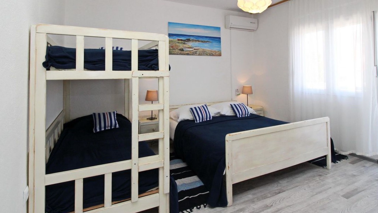 Photo of Bedroom in Baska