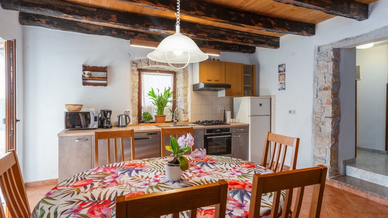 Photo of Kitchen in Kringa