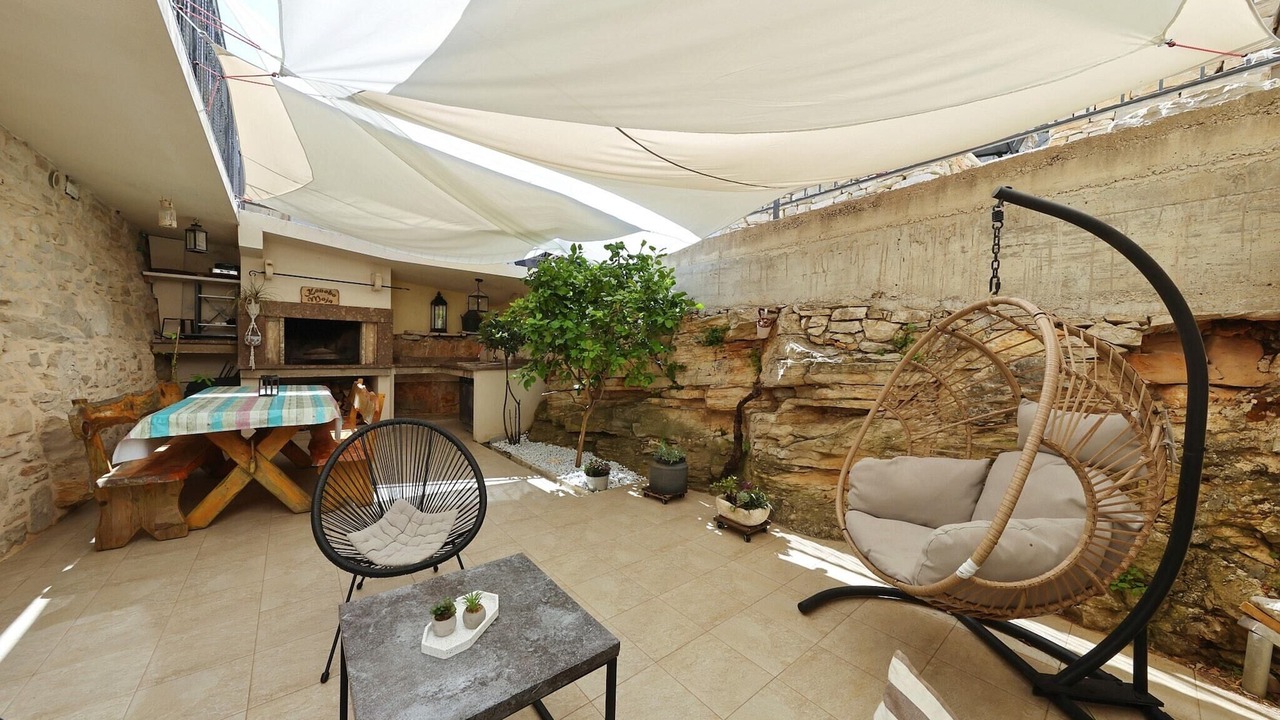Photo of Patio Balcony in Blato