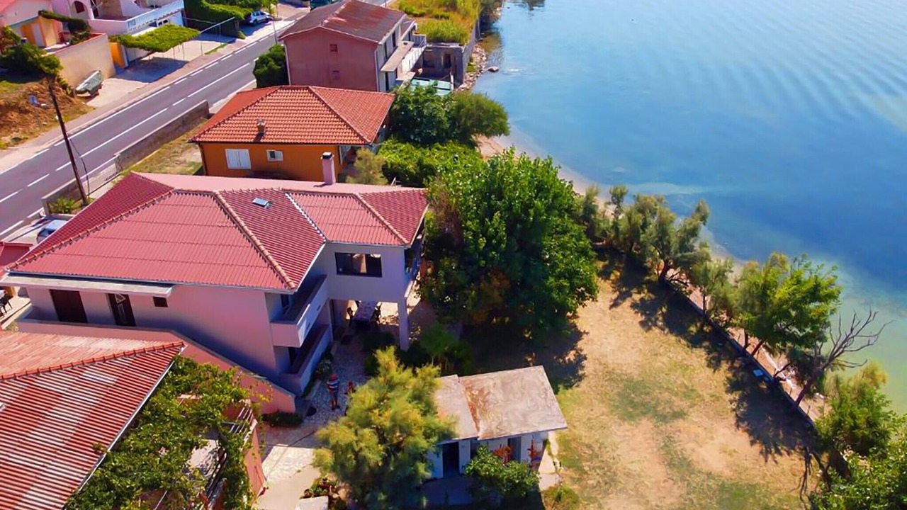 Photo of Others in Dinjiska