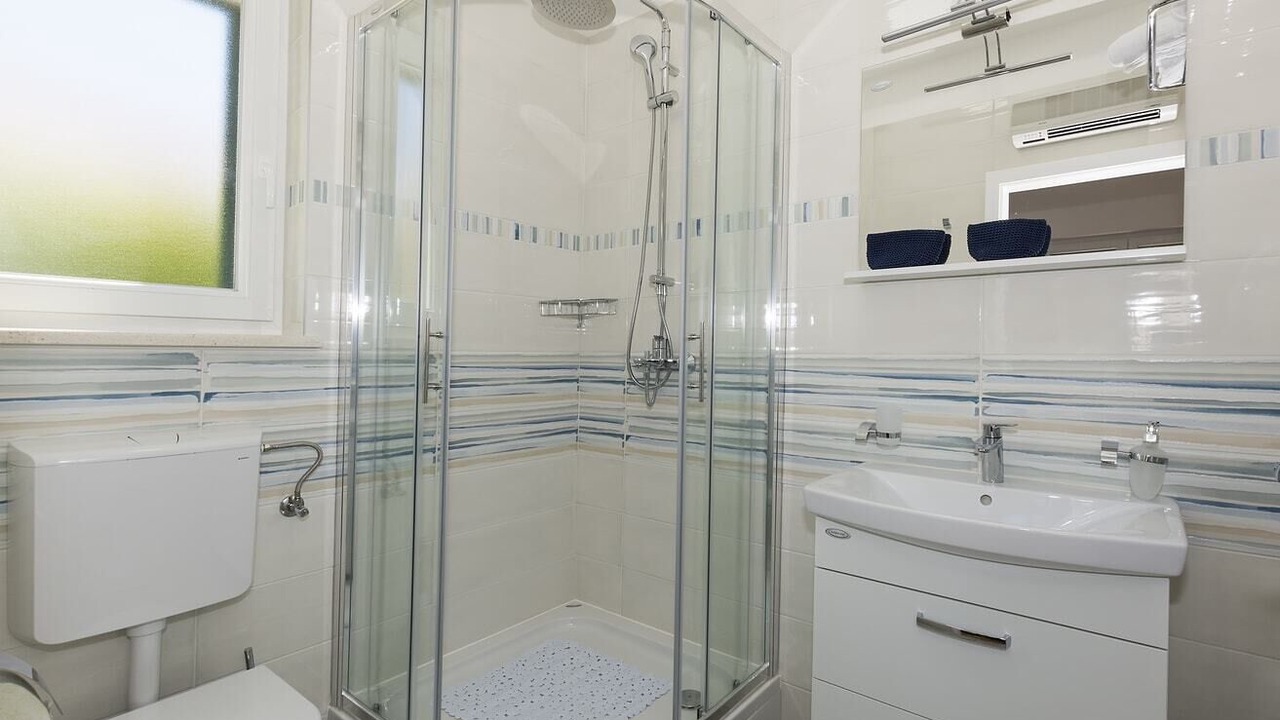 Photo of Bathroom in Cove Osibova (Milna)