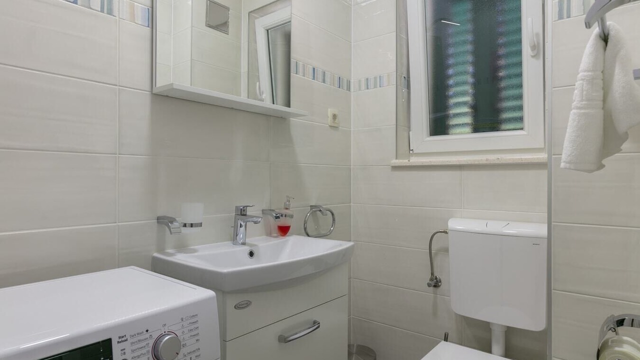 Photo of Bathroom in Cove Osibova (Milna)