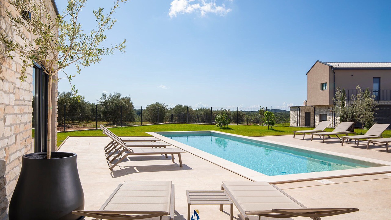 Photo of Outdoor in Bale