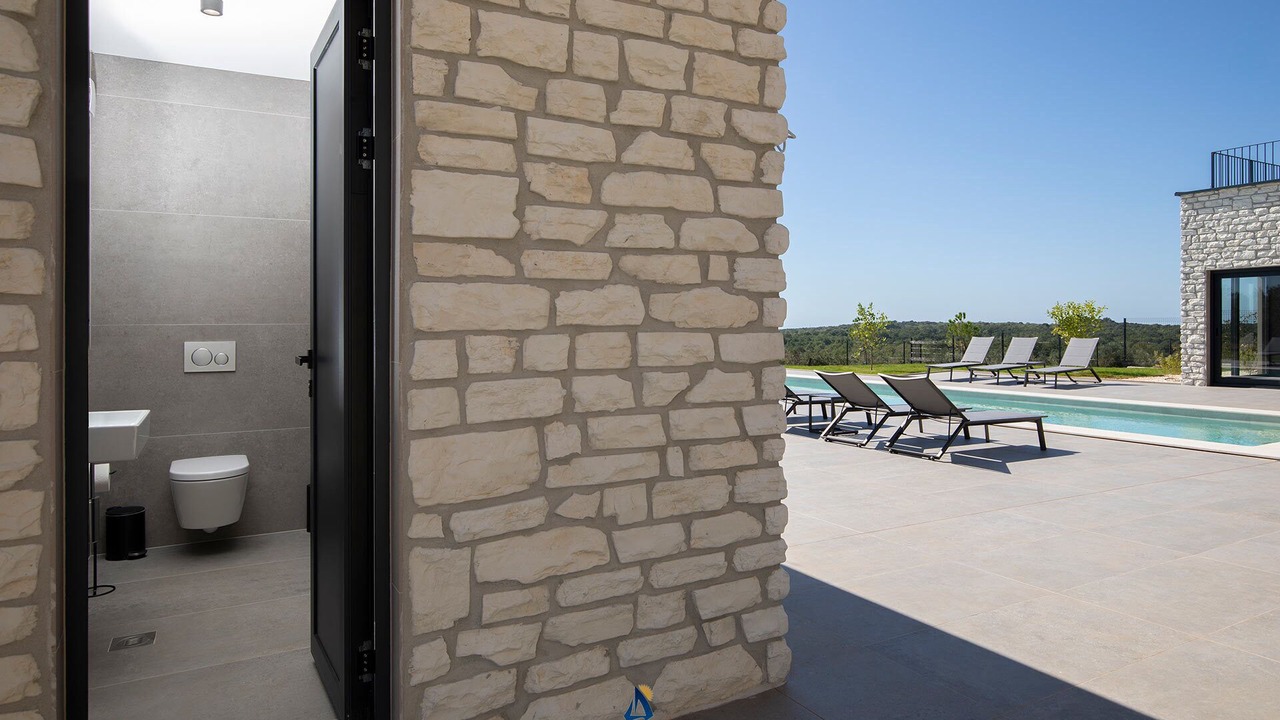 Photo of Outdoor in Bale
