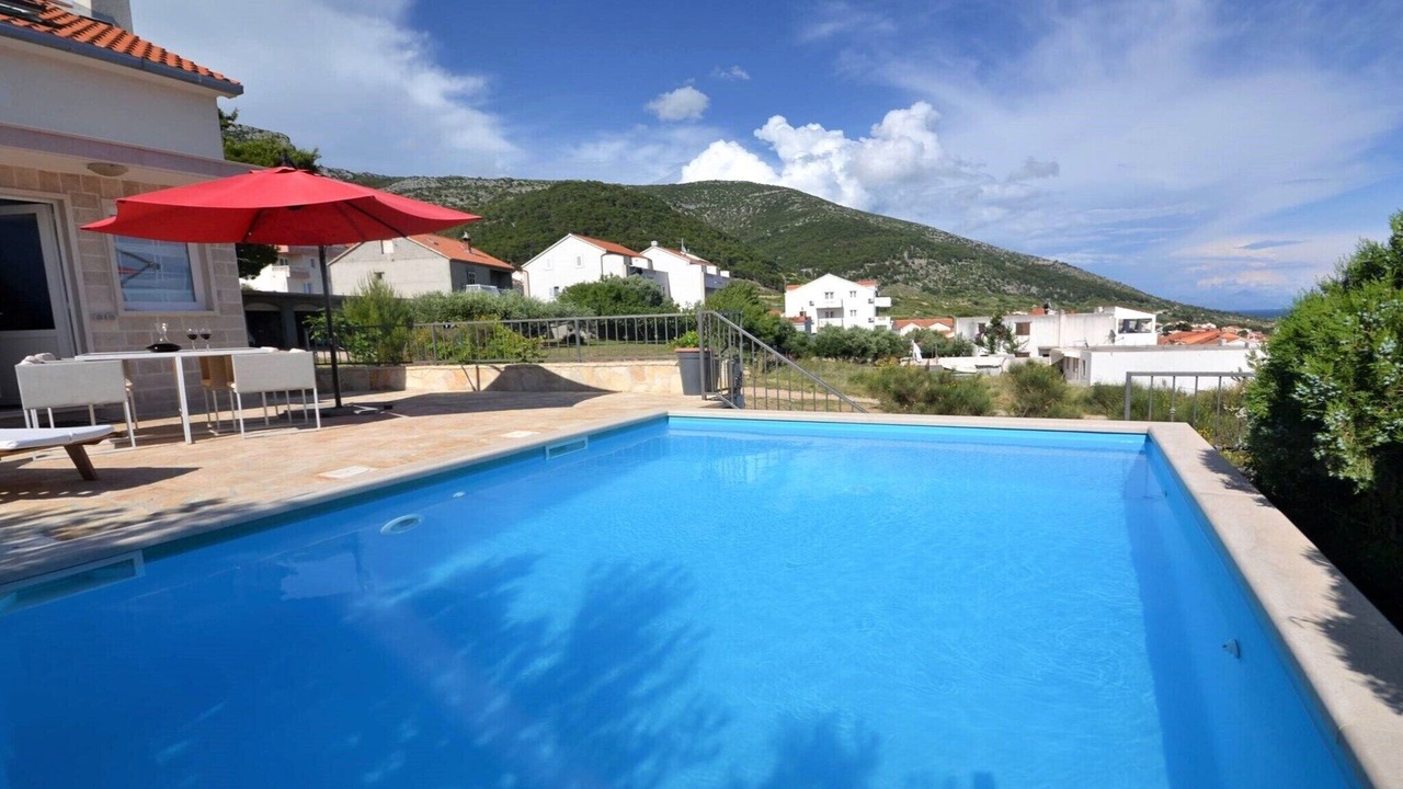 Photo of Outdoor in Bol