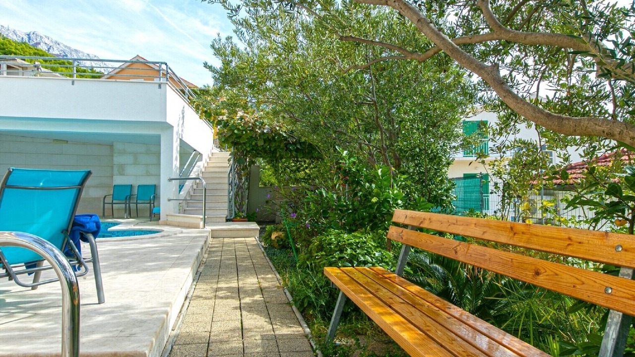 Photo of Outdoor in Brela