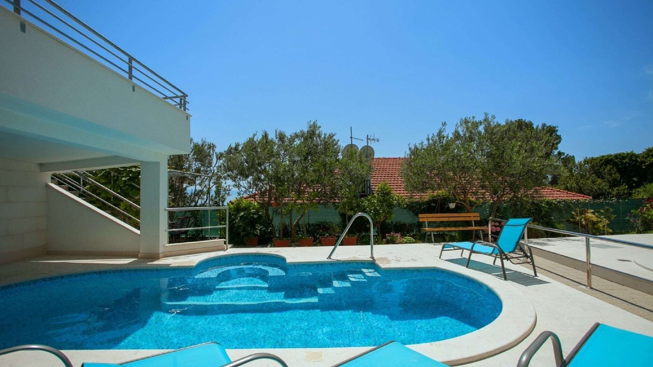 Photo of Outdoor in Brela