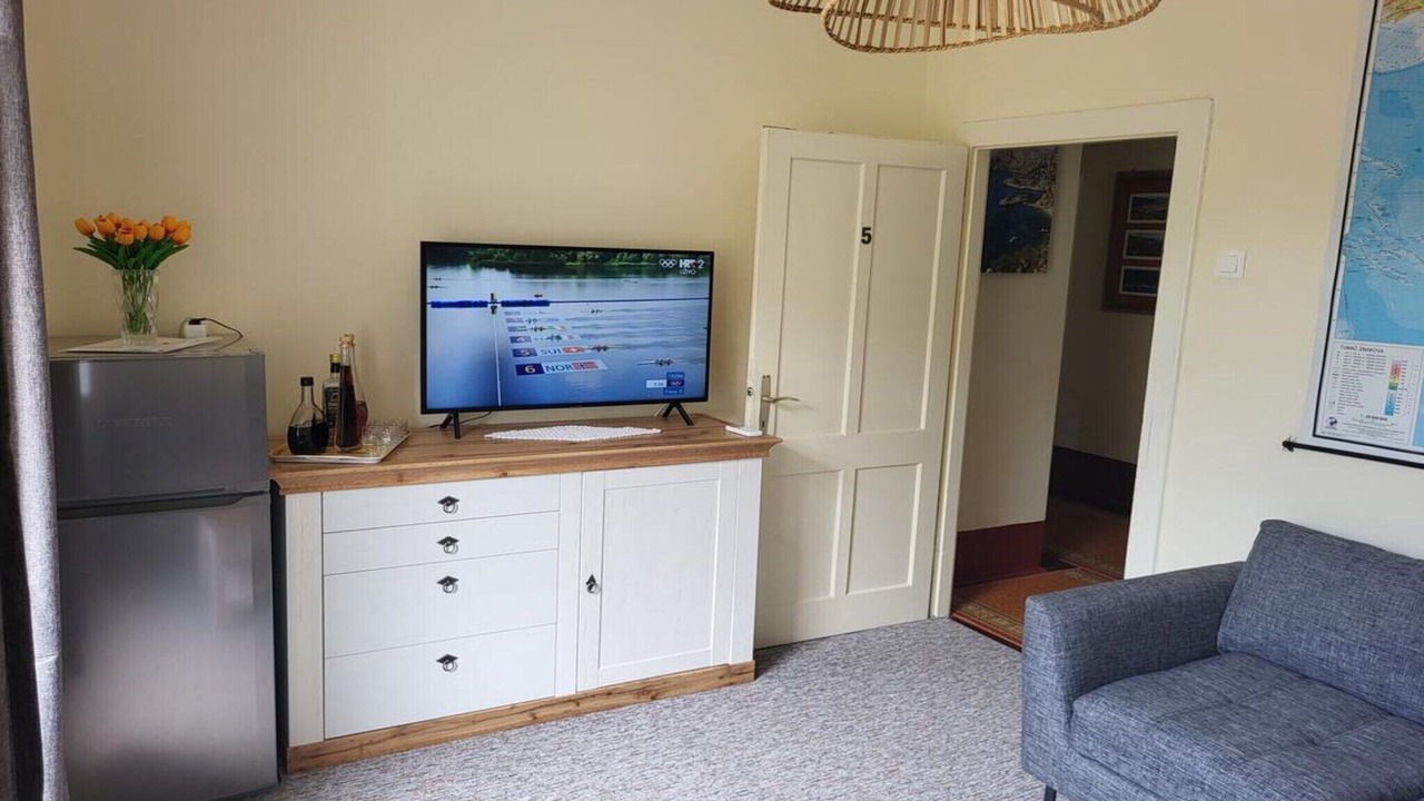 Photo of Livingroom in Broce