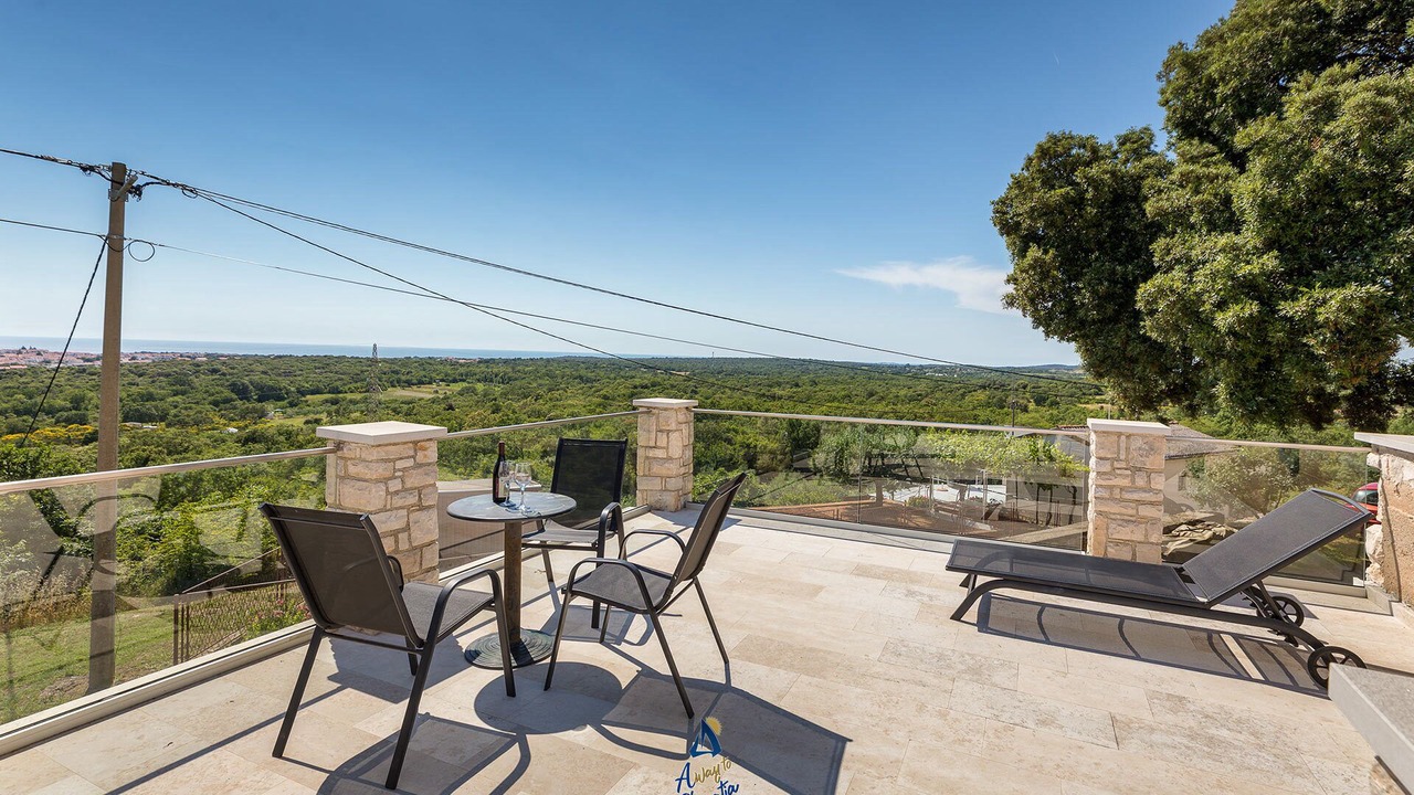 Photo of Outdoor in Peroj