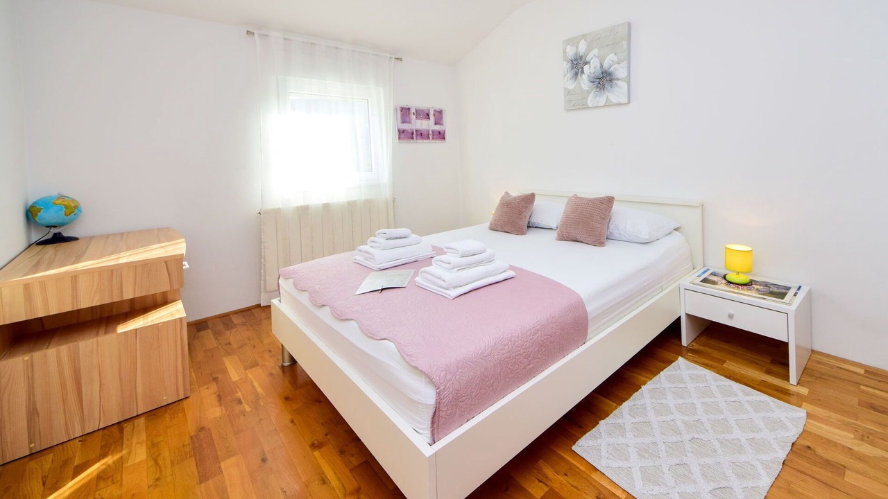 Photo of Bedroom in Primorski Dolac