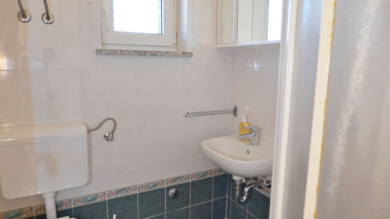 Photo of Bathroom in Cres
