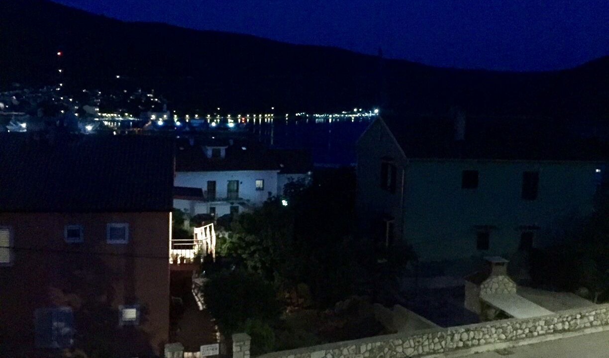 Photo of Outdoor in Cres