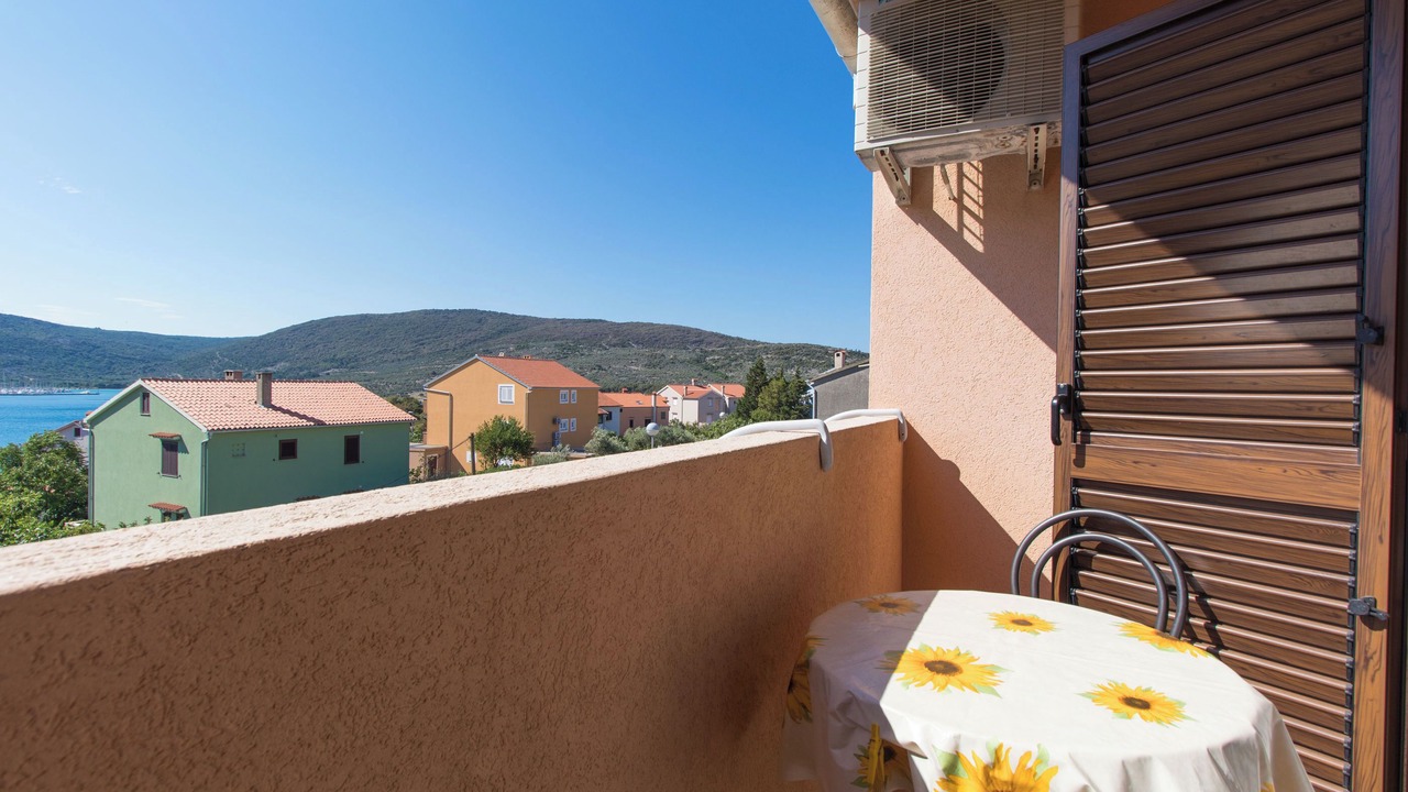 Photo of Outdoor in Cres