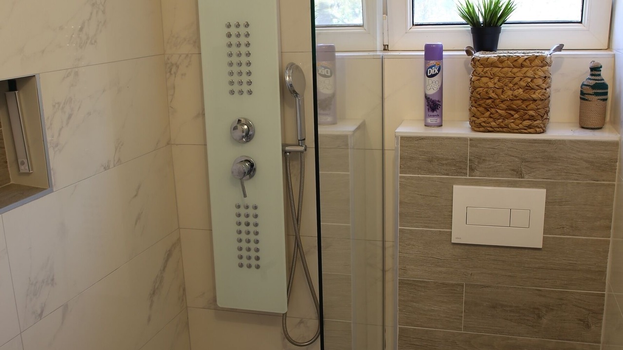 Photo of Bathroom in Seline