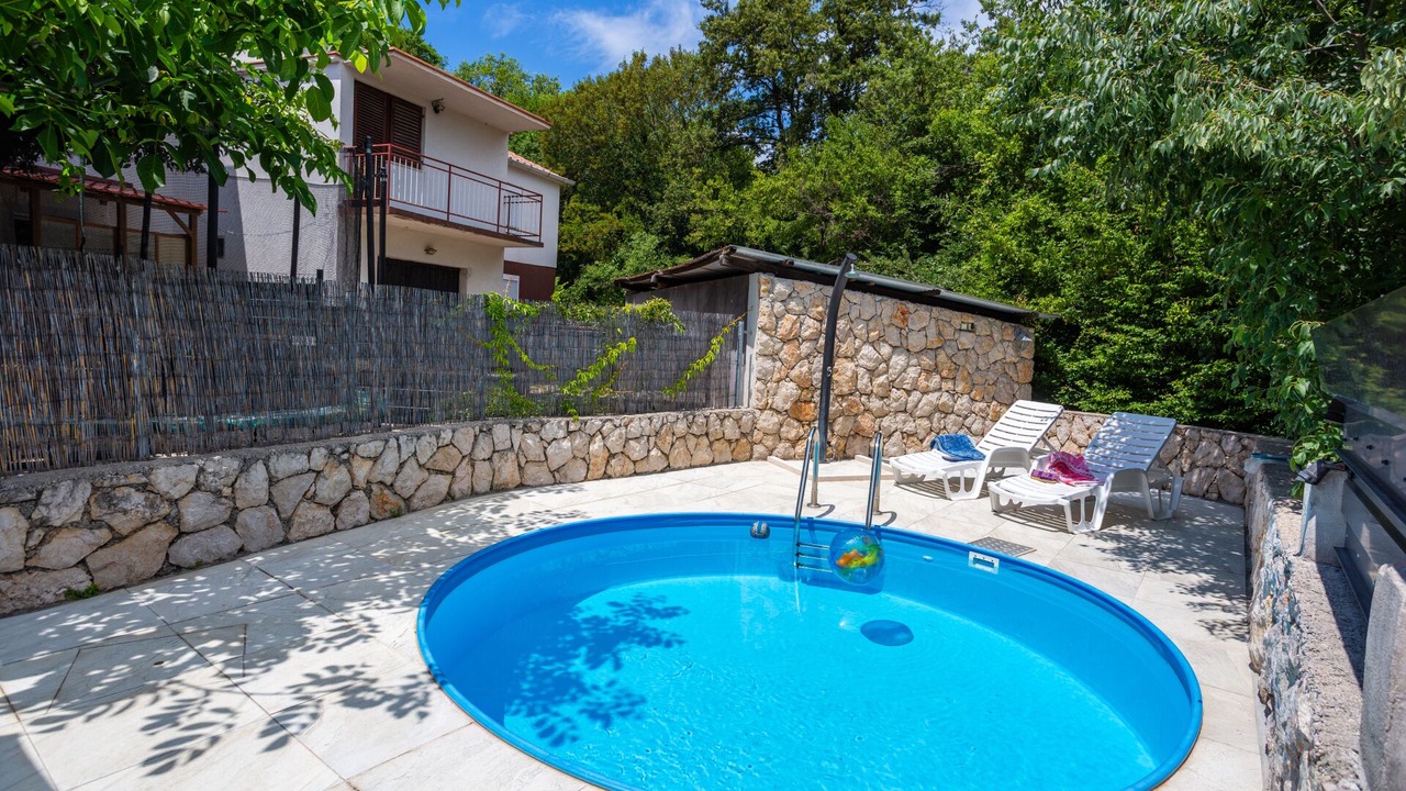 Photo of Outdoor in Risika
