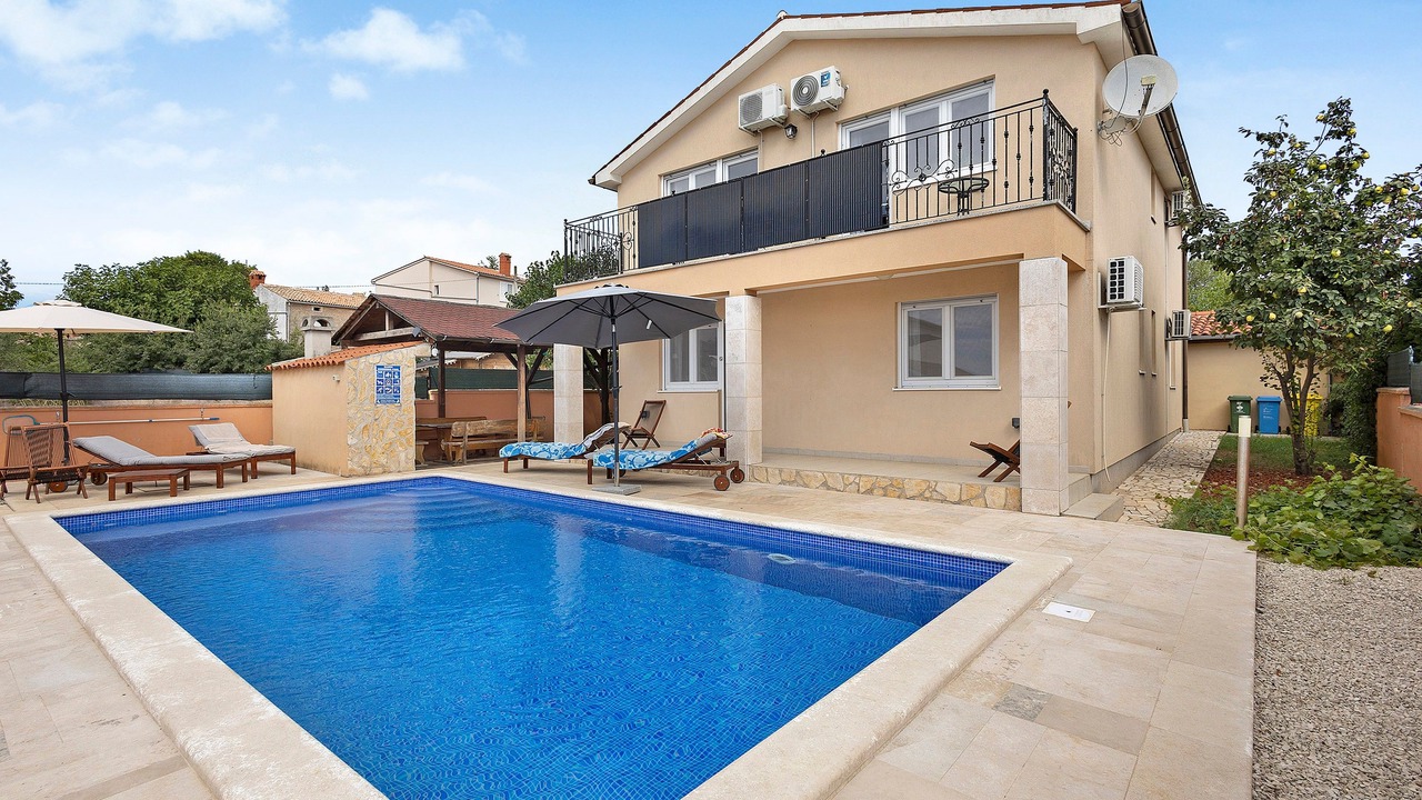 Photo of Outdoor in Marcana