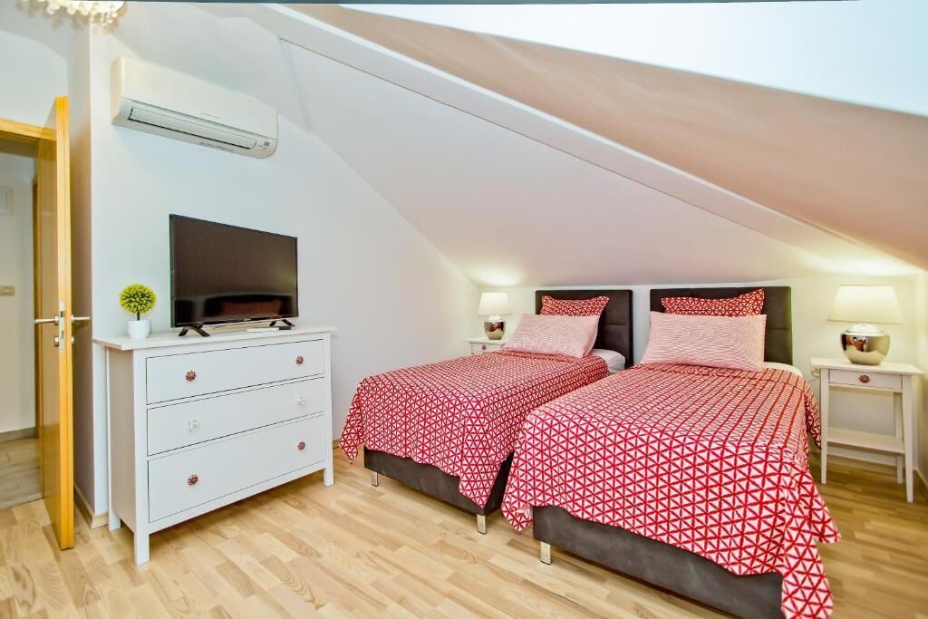 Photo of Bedroom in Milna