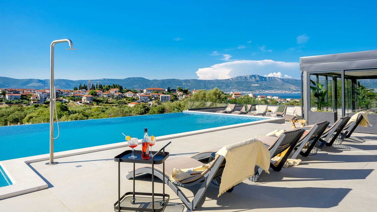 Photo of Outdoor in Slatine