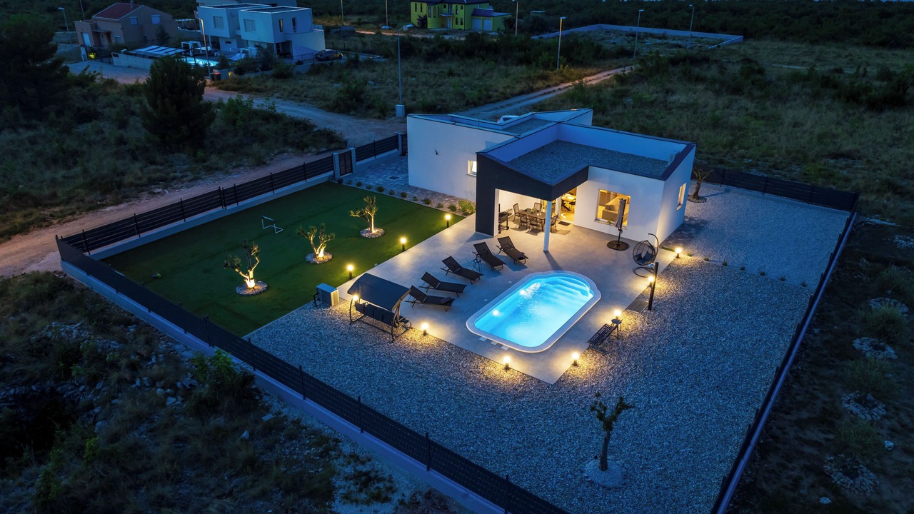 Photo of Outdoor in Paljuv