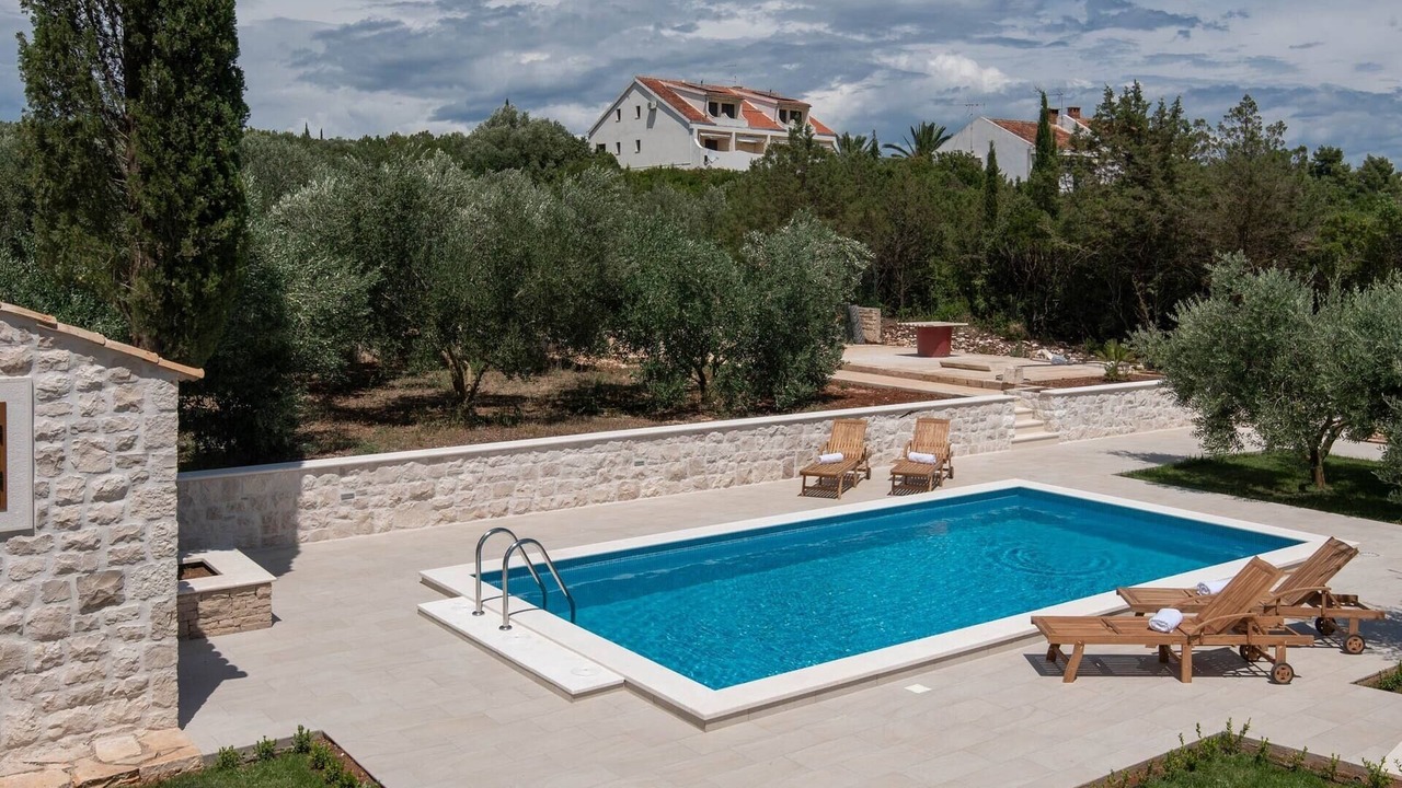 Photo of Outdoor in Loviste