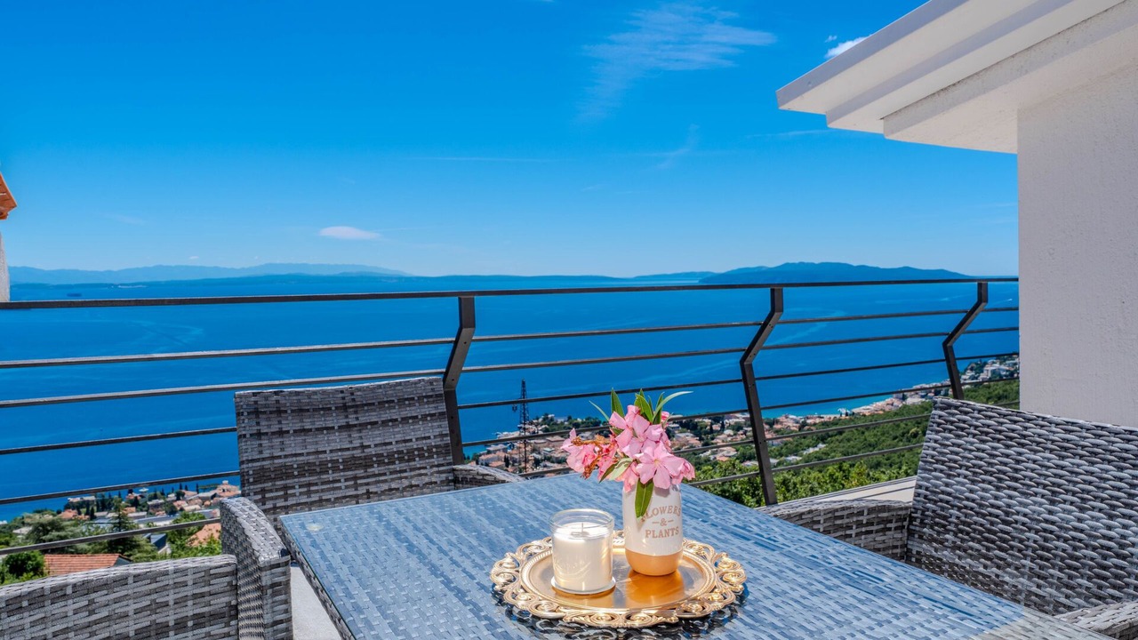 Photo of Outdoor in Bregi