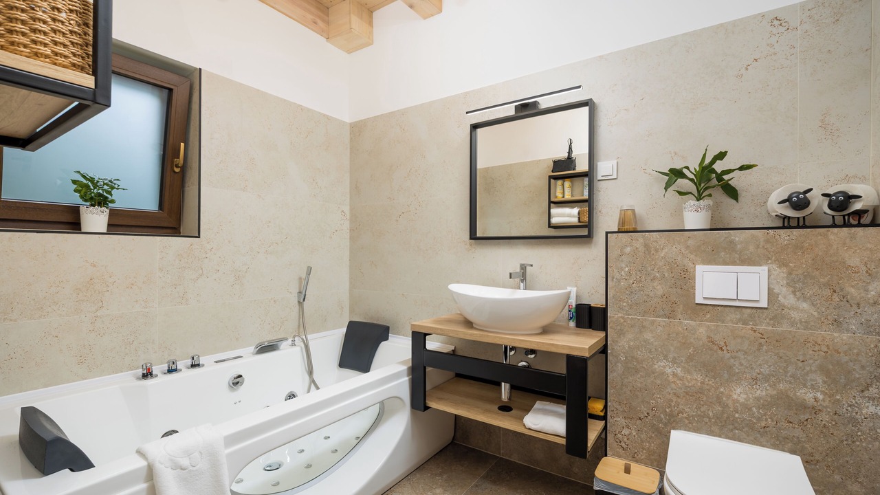 Photo of Bathroom in Fuzine