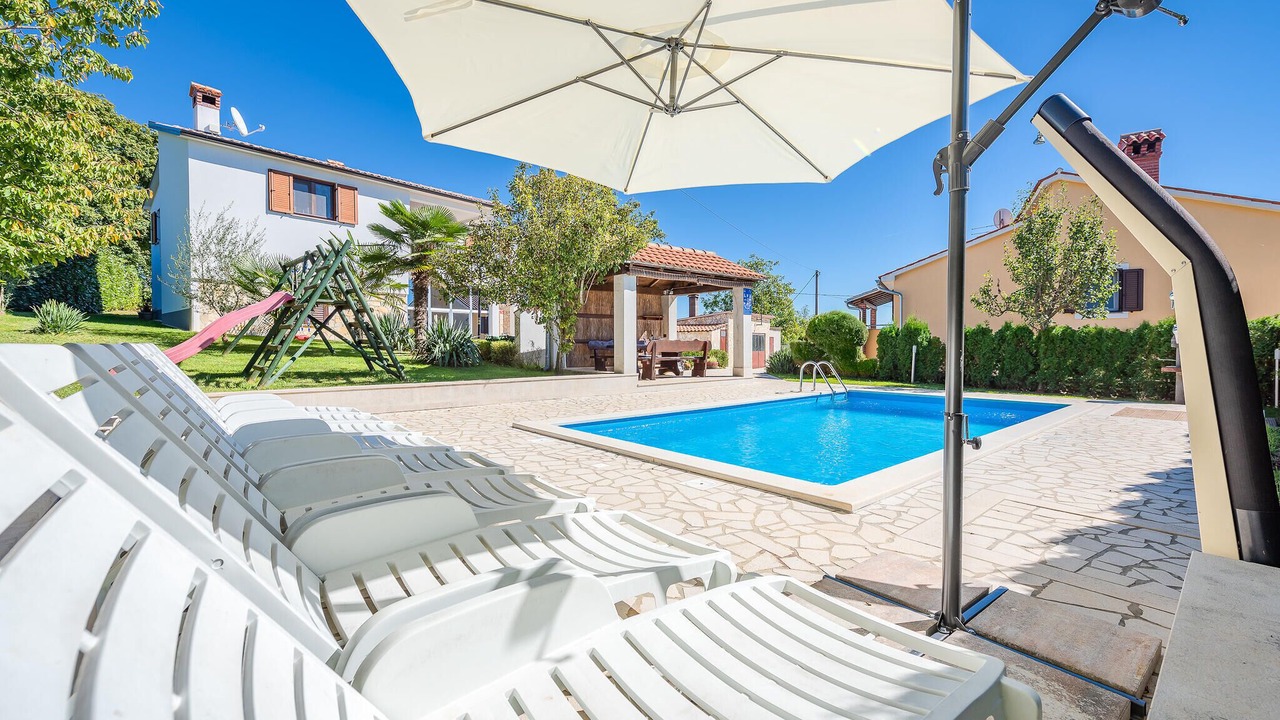 Photo of Outdoor in Lindar