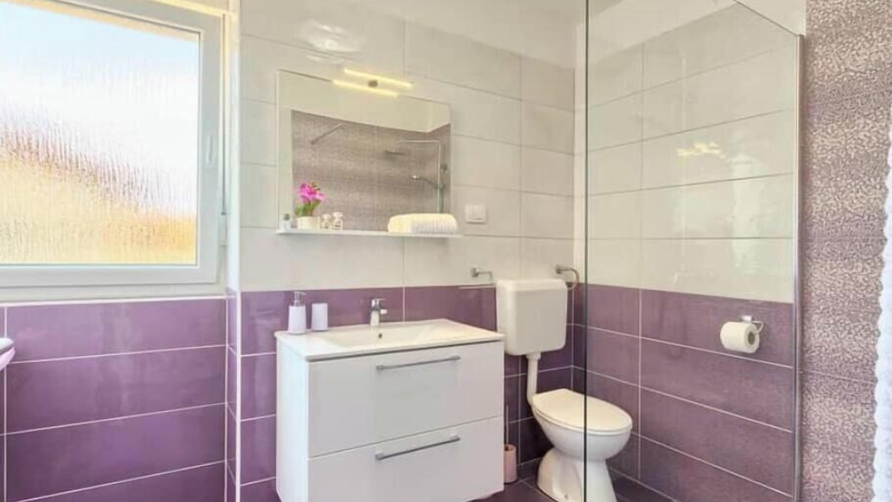 Photo of Bathroom in Loborika