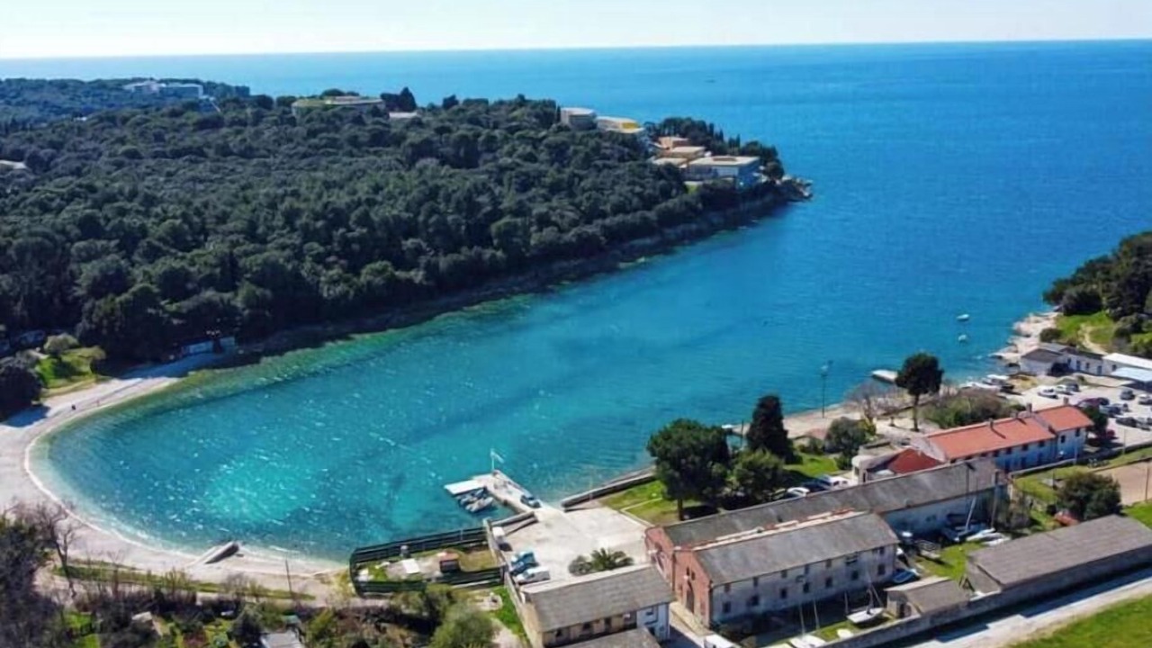 Photo of Outdoor in Loborika