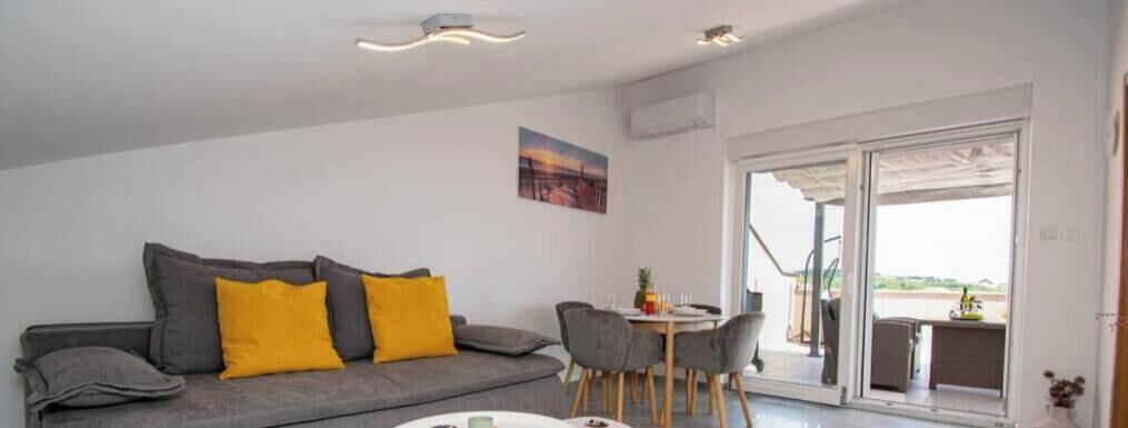 Photo of Livingroom in Loborika