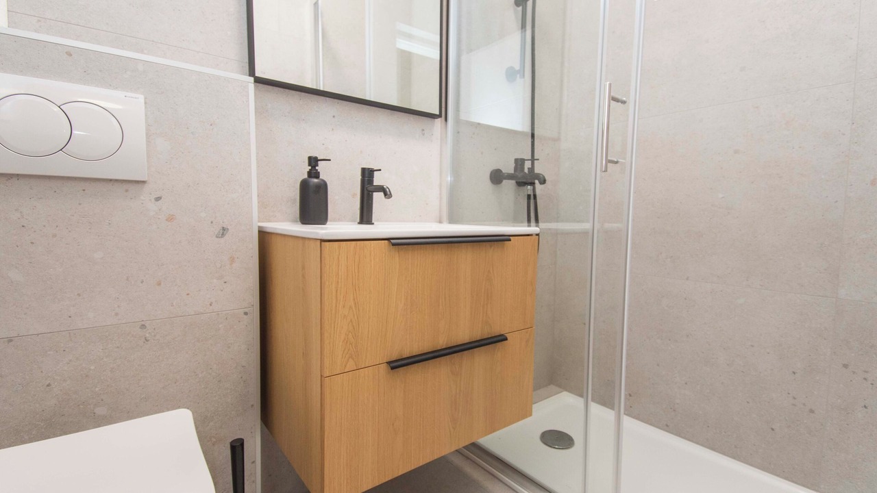 Photo of Bathroom in Seline