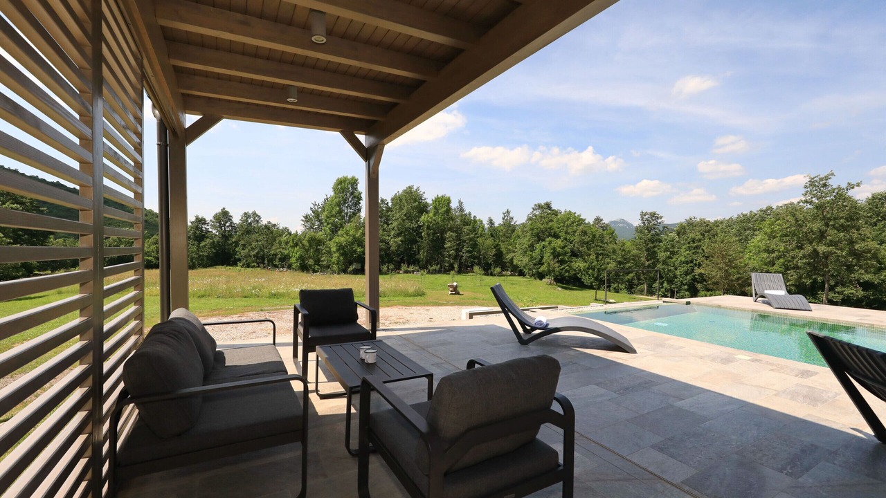 Photo of Patio Balcony in Lovinac