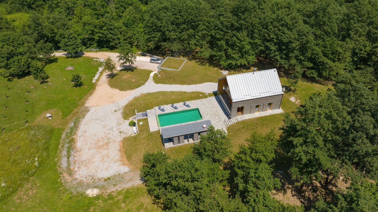 Photo of Outdoor in Lovinac