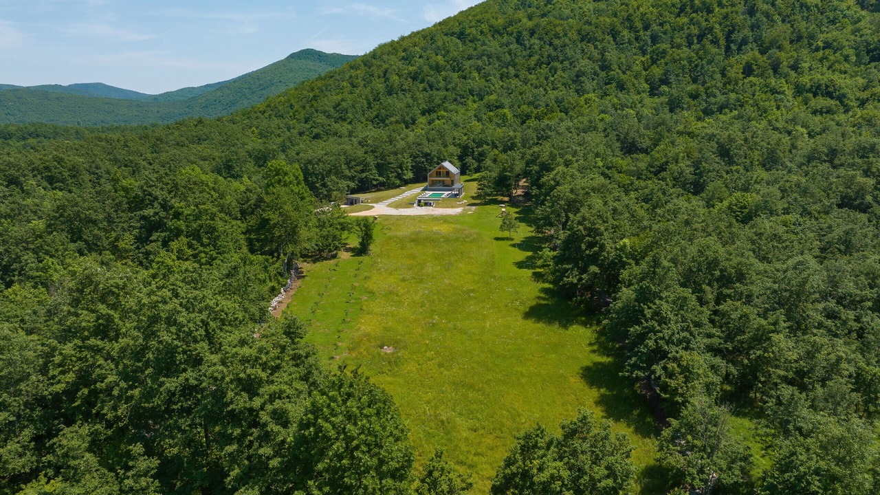 Photo of Outdoor in Lovinac