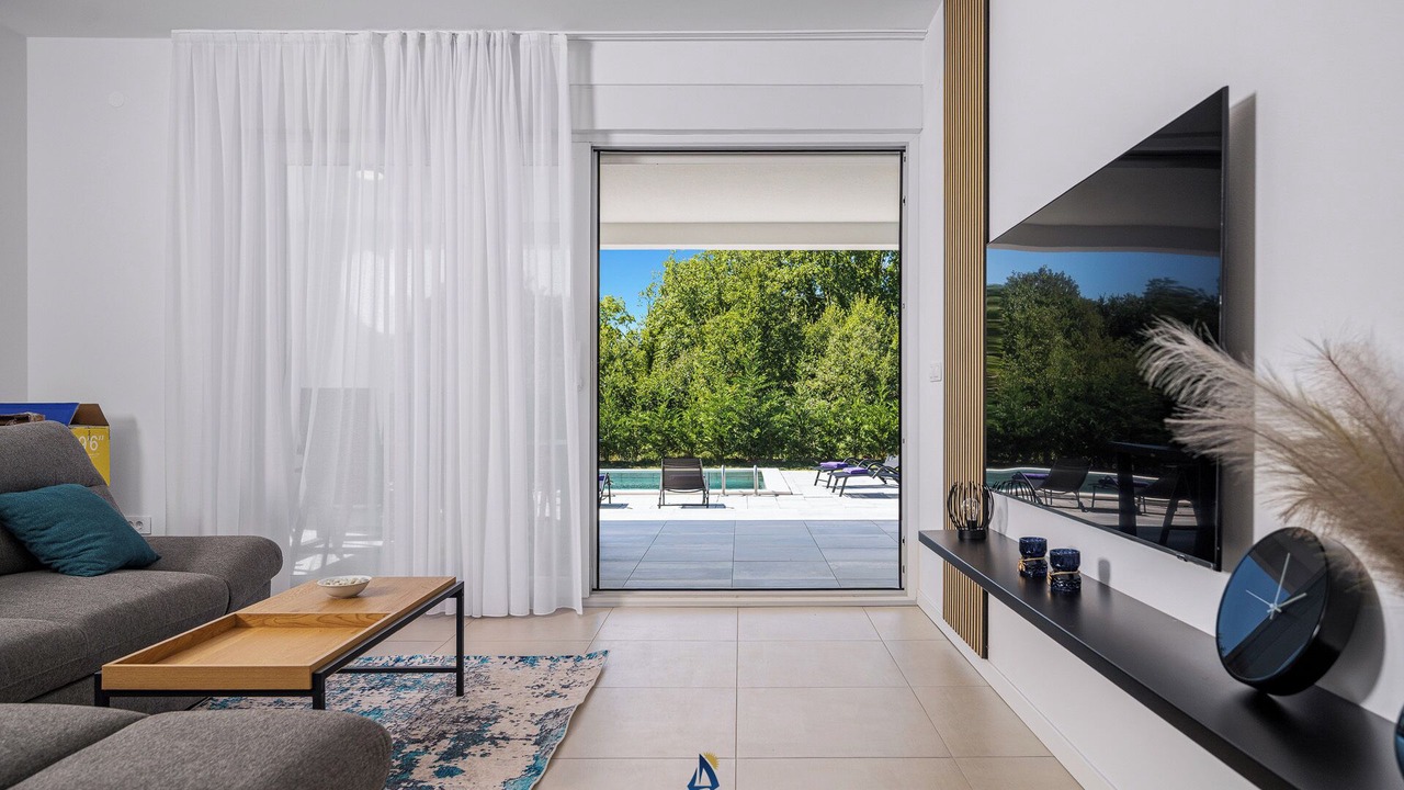 Photo of Livingroom in Nedescina