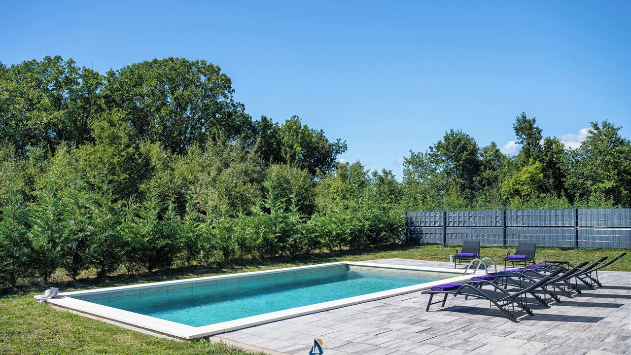 Photo of Outdoor in Nedescina