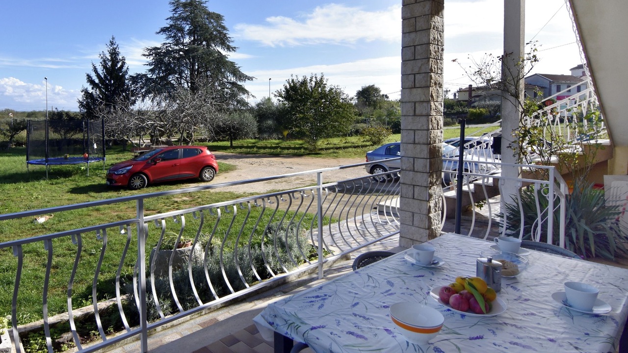 Photo of Outdoor in Basanija