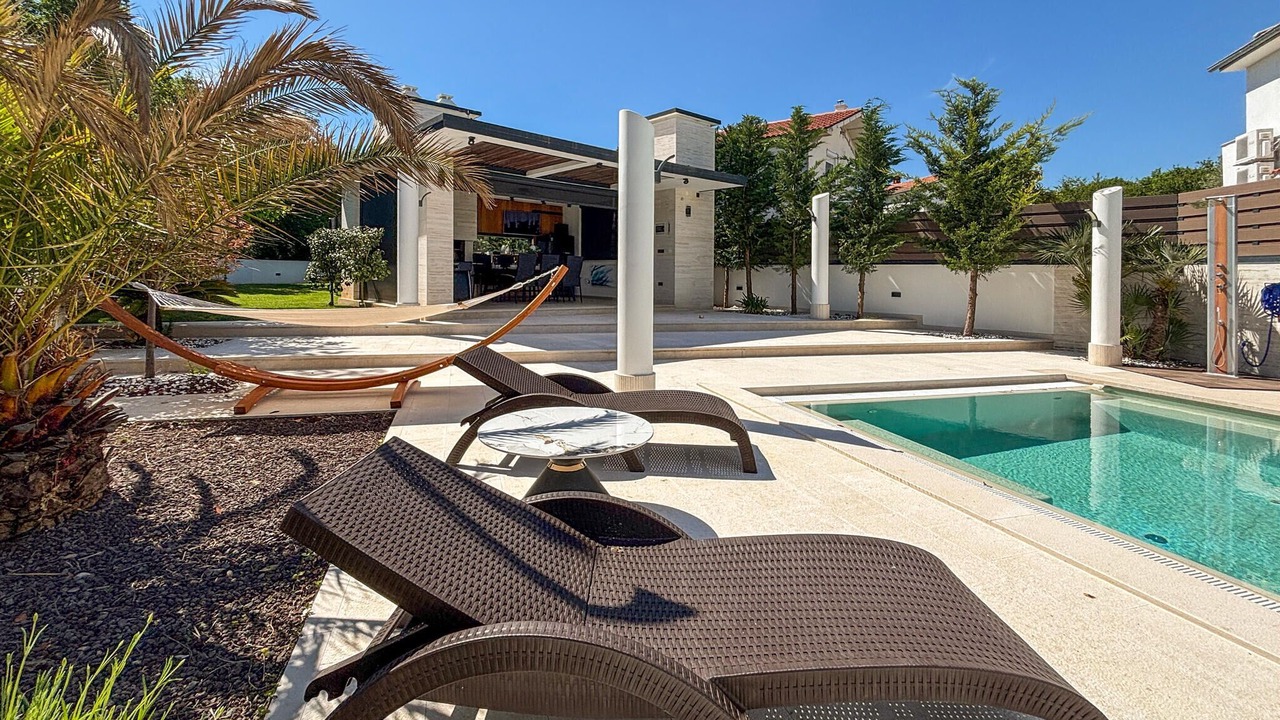 Photo of Outdoor in Rasopasno