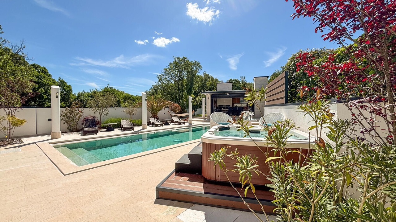 Photo of Outdoor in Rasopasno