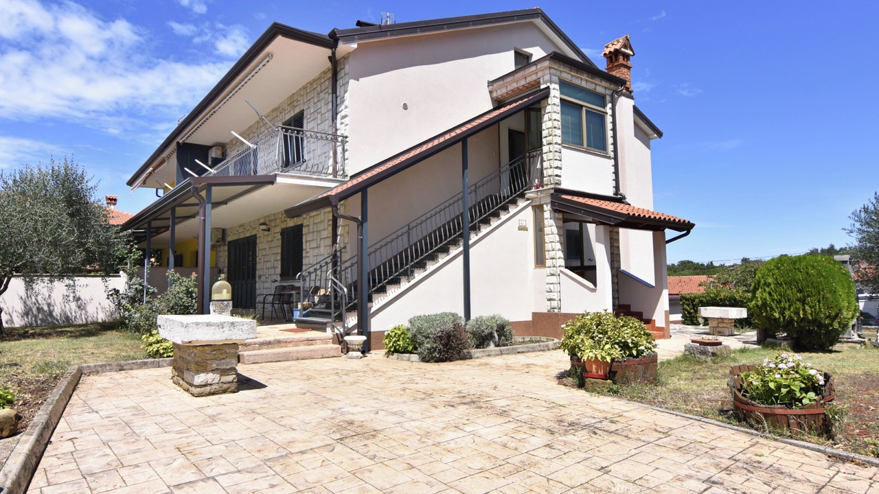 Photo of Outdoor in Radini