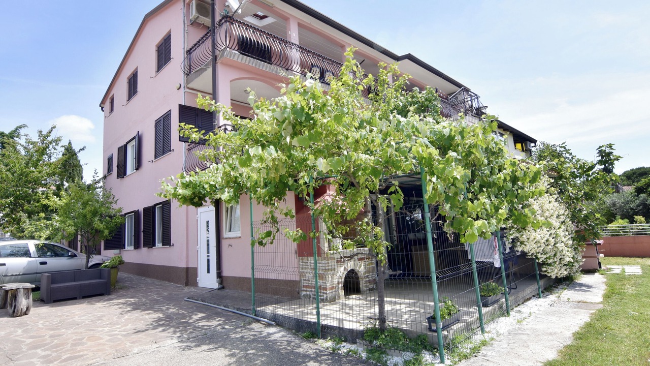 Photo of Outdoor in Monterol
